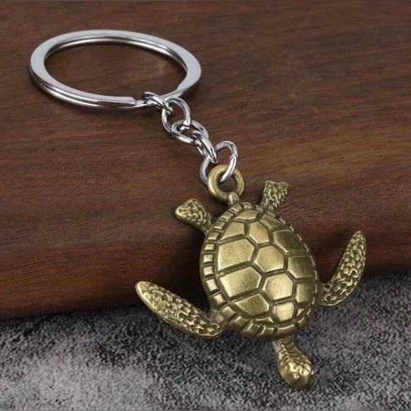 Silver Turtle Keychain - Picture 3 of 3